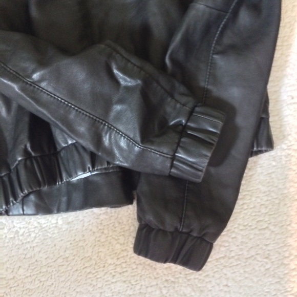 sale Sparkle and fade szM fauxleather jacket - Picture 5 of 8